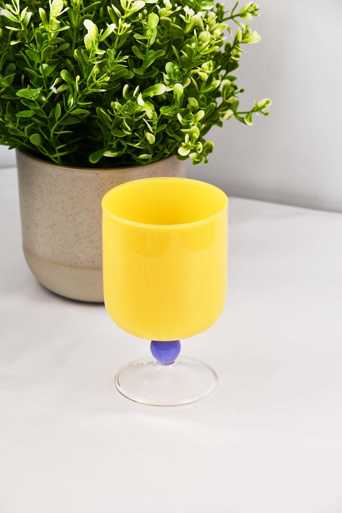 BISQUE Mujunhyuk Heat Resistant Glass Goblet Yellow