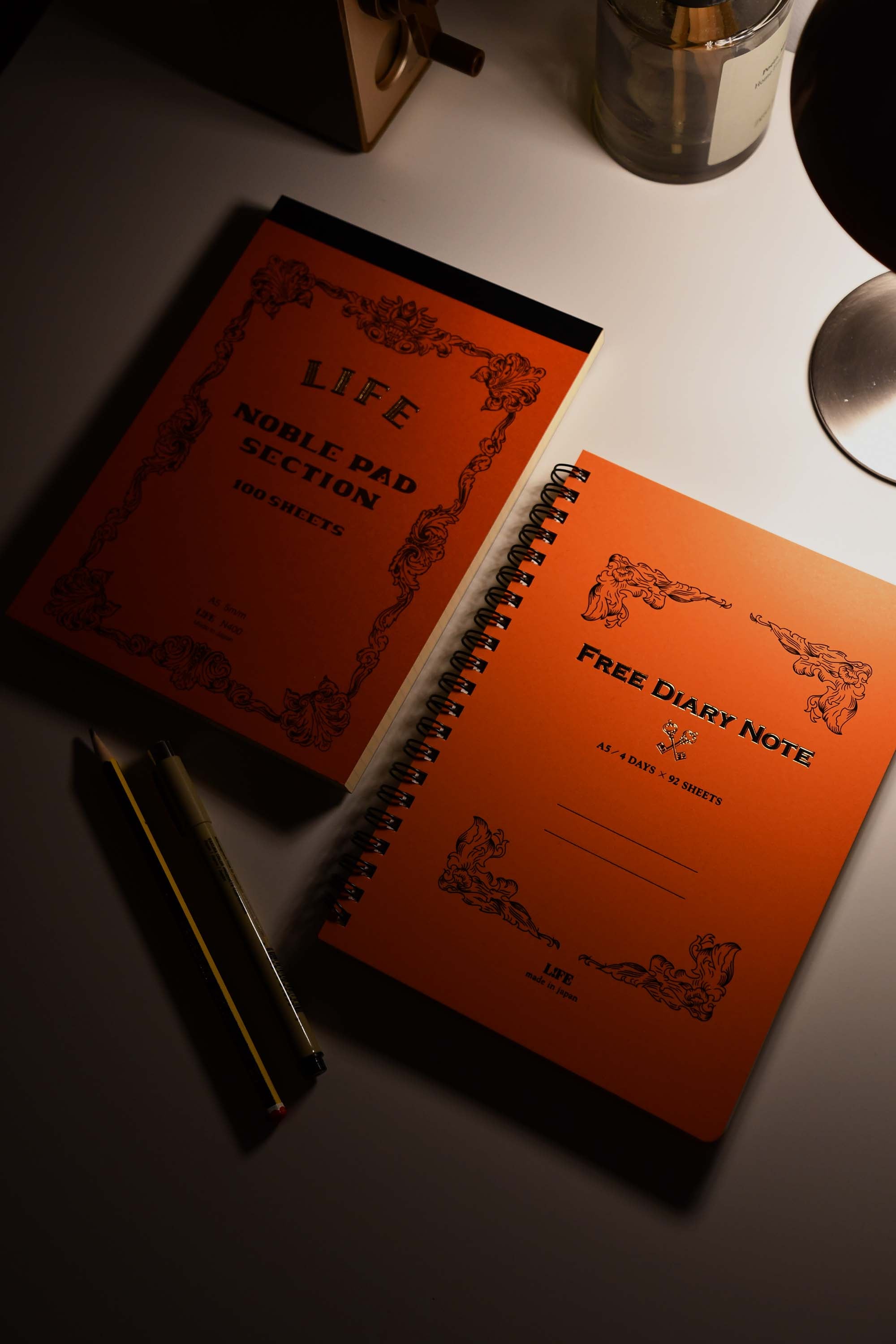 LIFE Free Diary Note A5 4 Days 92 Sheets Orange Made in Japan