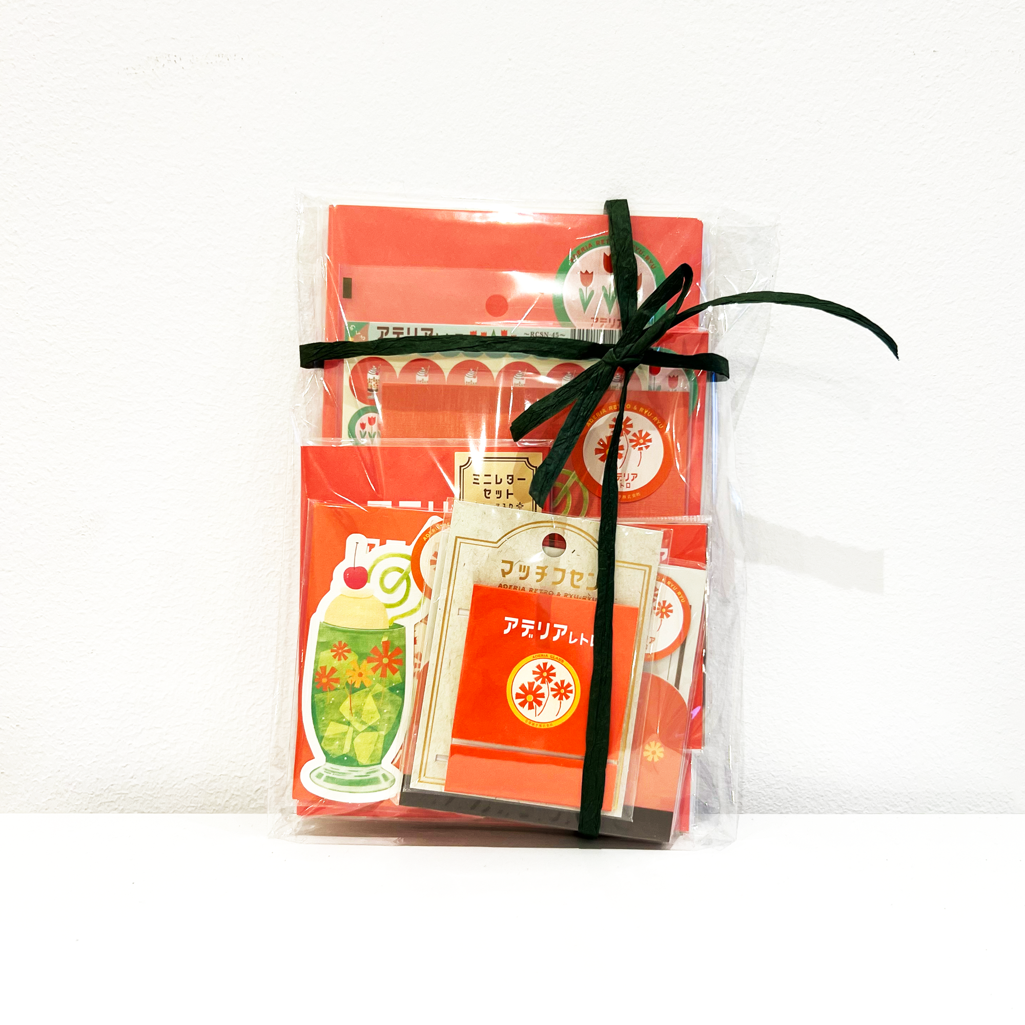 Aderia Retro Gift Set - Red