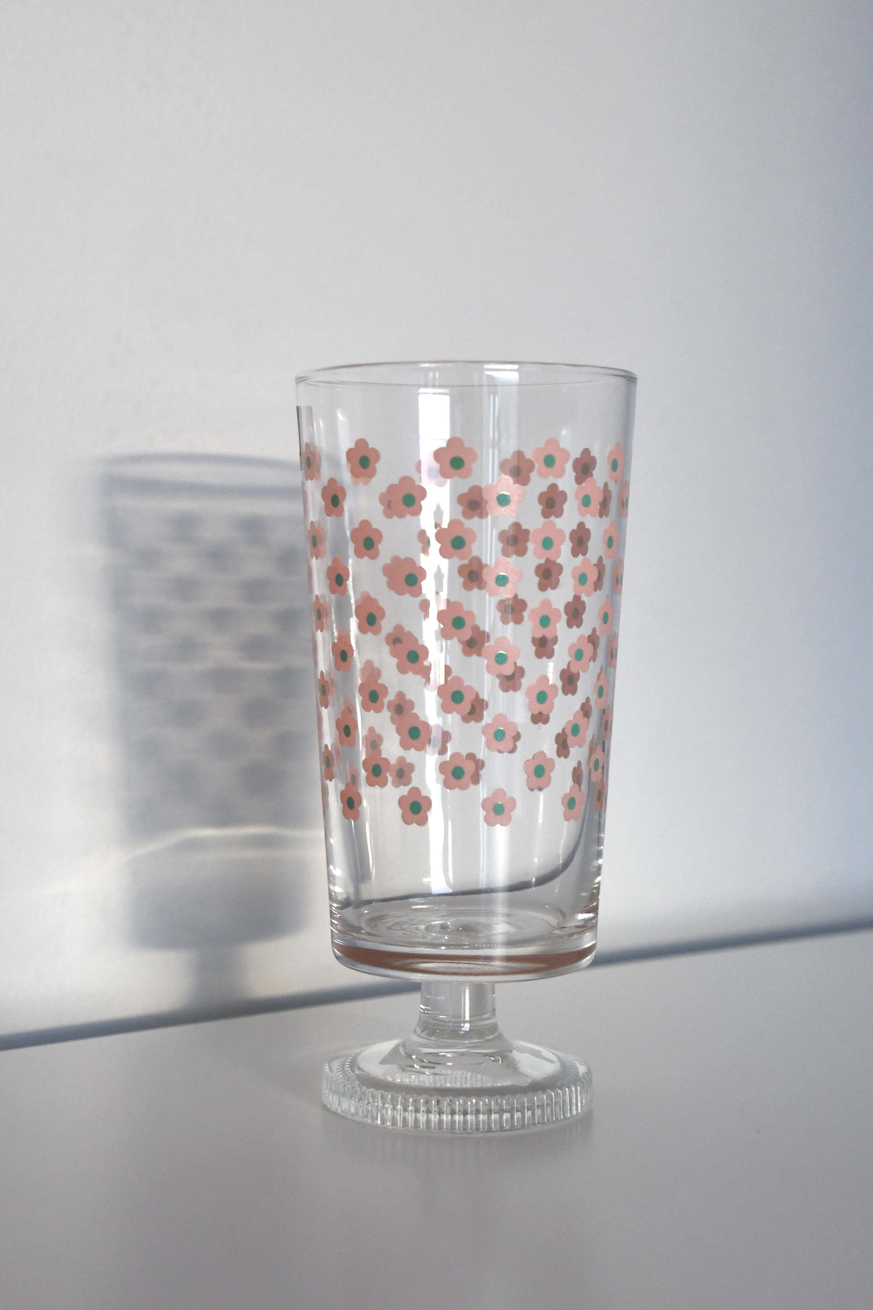 Aderia Retro Cup with leg glassware, Japanese retro illustration and high-quality design