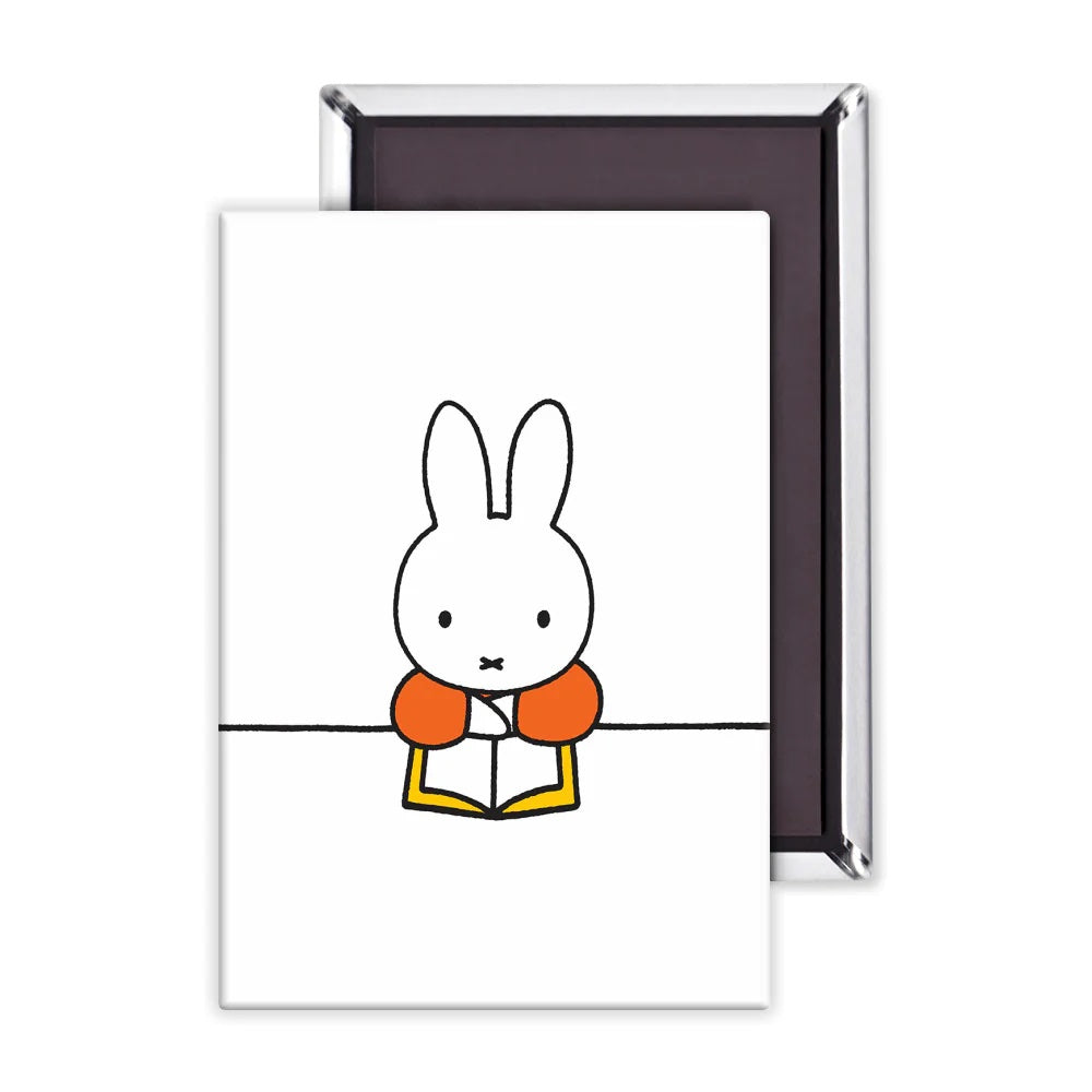 [Miffy] Magnet - Reading a Book