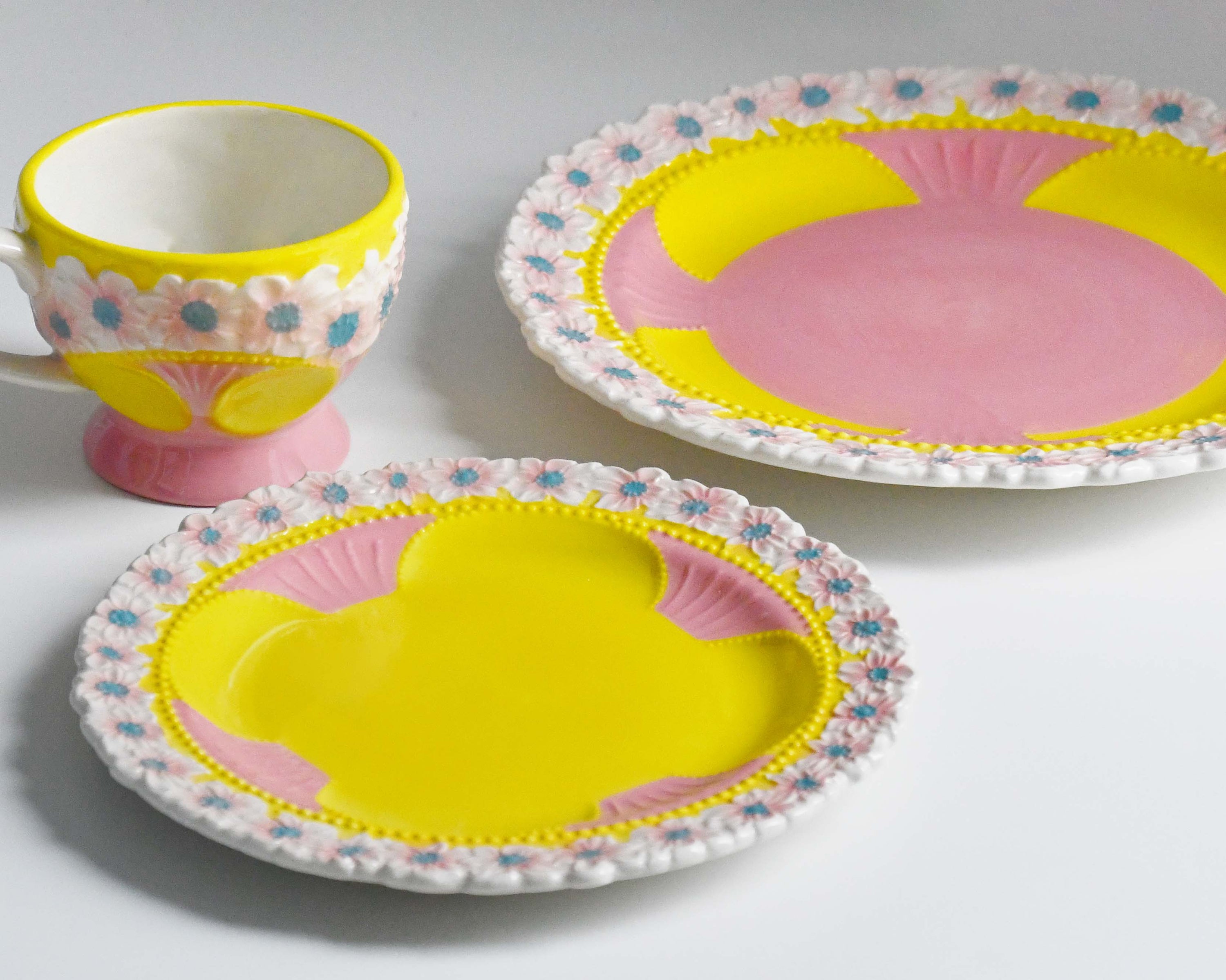 Rice Denmark Flower Emboss Ceramic Tableware, Pink Yellow